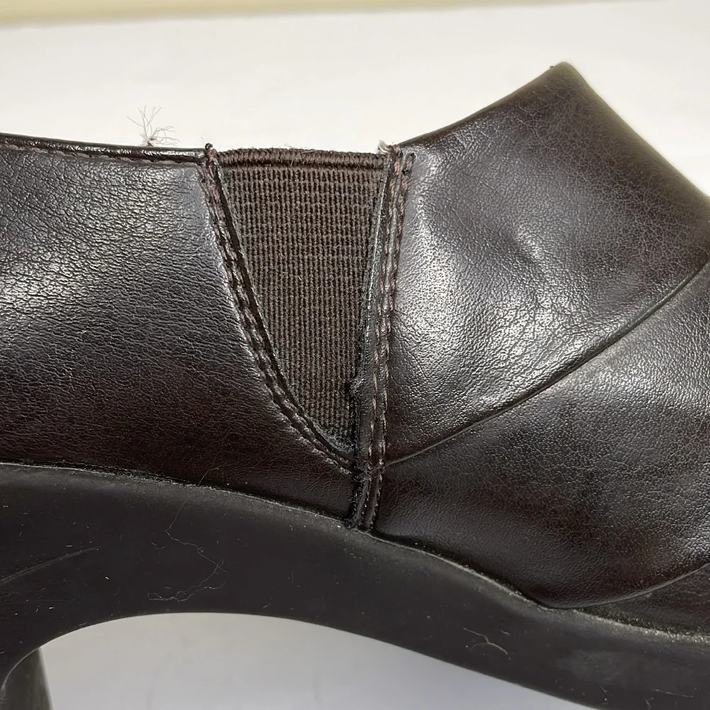 AEROSOLES Shoe Bootie Brown Vegan Leather BUZZ SAW Cushioned Insole Comfort 9M